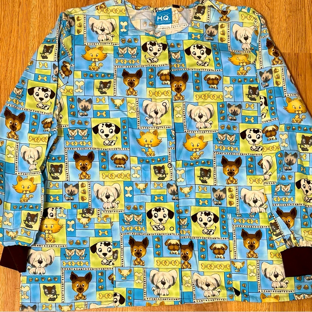 Women’s long sleeve Scrub Coat